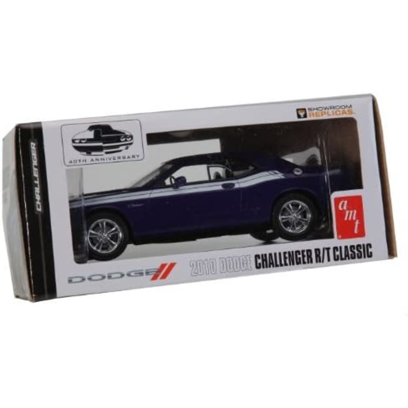 AMT 697 1/25 2010 Dodge Challenger R/T P