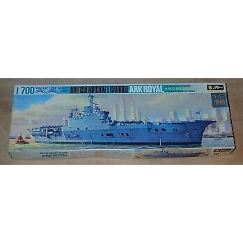 FUJIMI WLA123800 1/700 British Aircraft Carrier Ark Royal