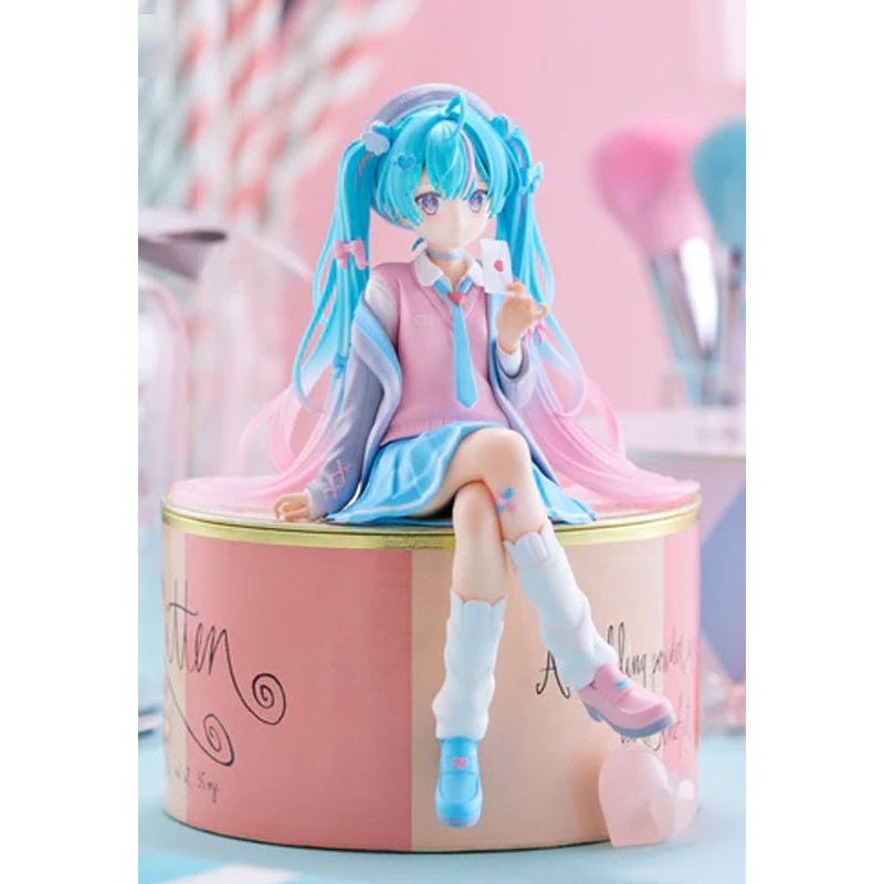 Hatsune Miku FuRyu Noodle Stopper Figure -Love Blazer-