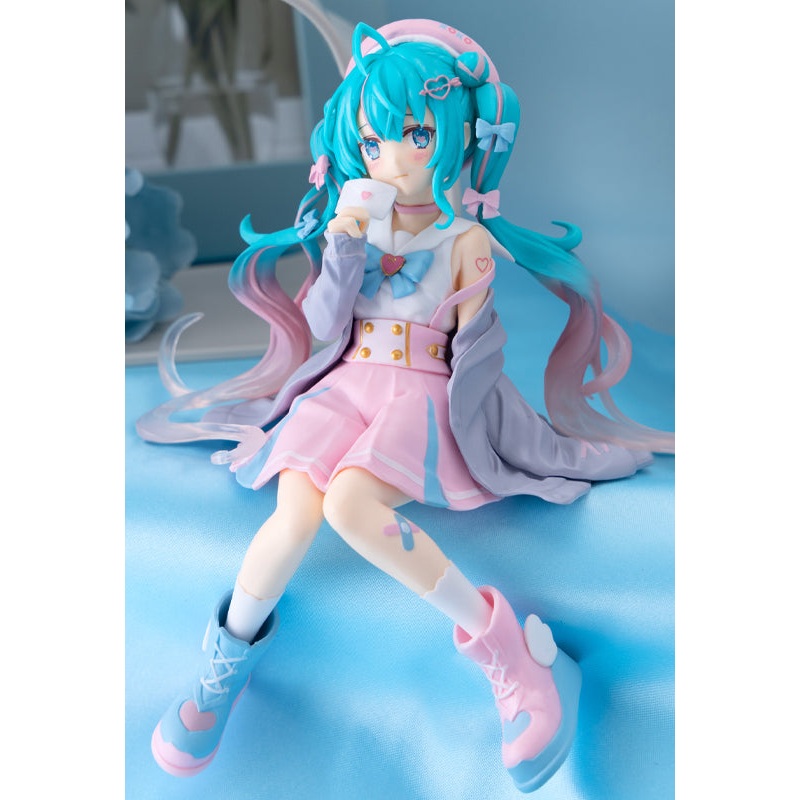 Hatsune Miku FuRyu Noodle Stopper Figure -Love Sailor Grey Color ver.-