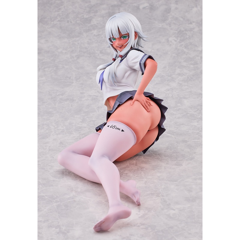 World Where the Thickness of a Girl's Thighs is Equal to Her Social Status PURE Raura Aiza