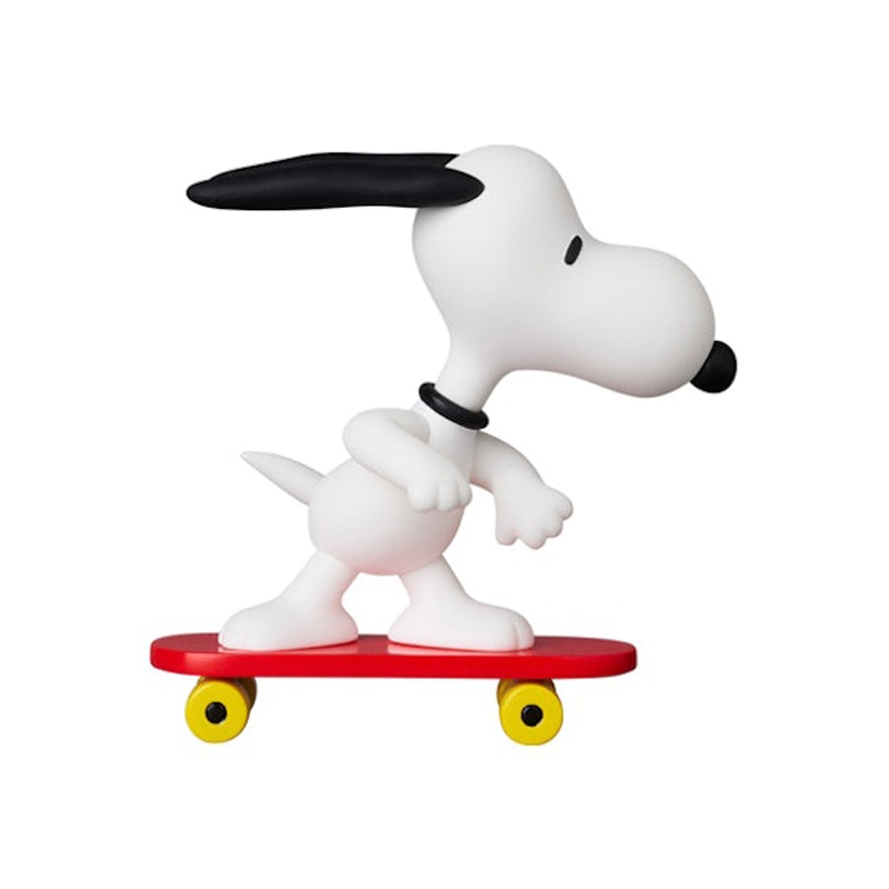 PEANUTS SERIES MEDICOM TOYS UDF 17: Skateboard Snoopy