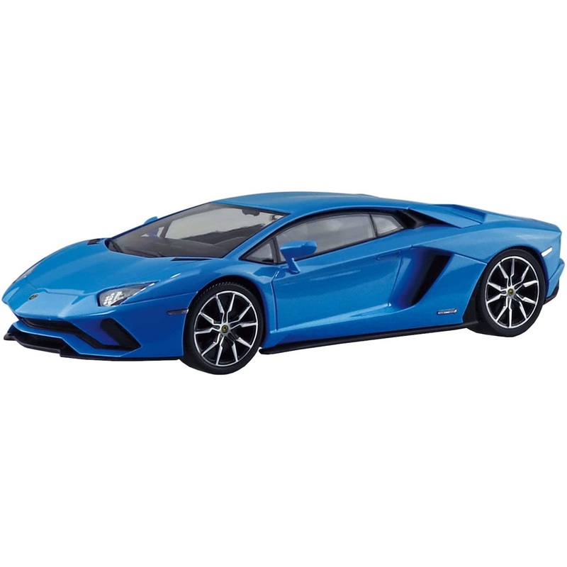 Aoshima Lamborghini Aventador S (Pearl Blue)