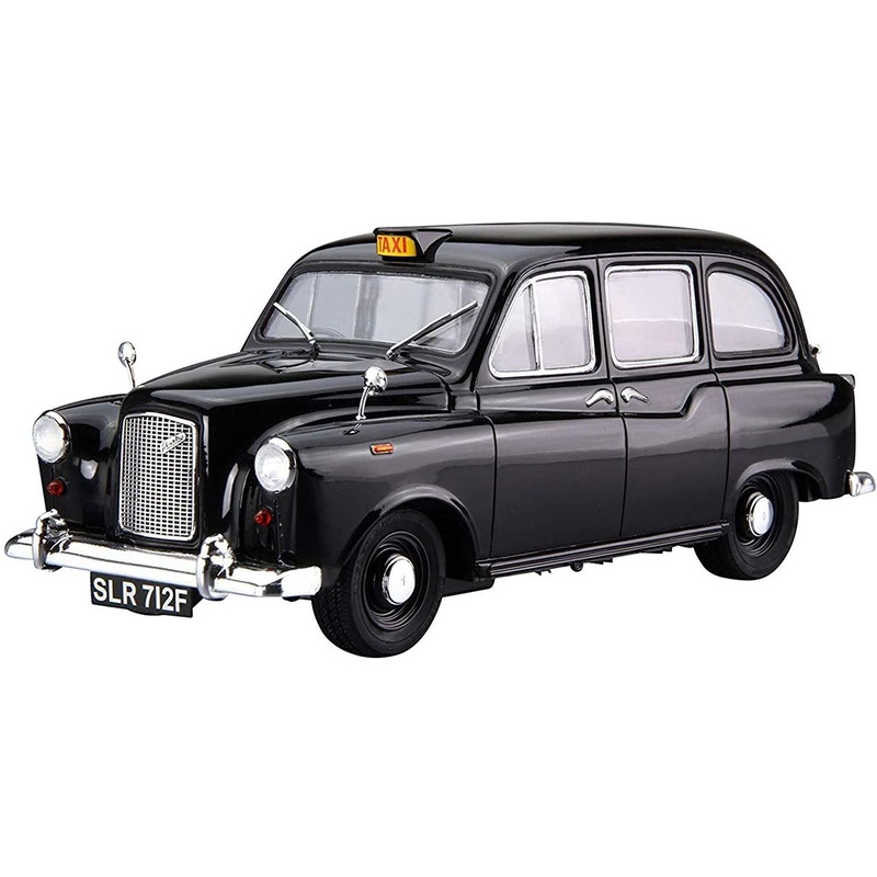 Aoshima FX-4 Hackney Carriage `68