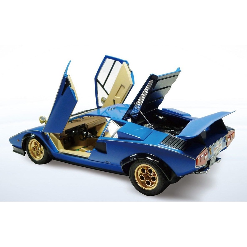 Aoshima `76 Wolf Countach Ver.2