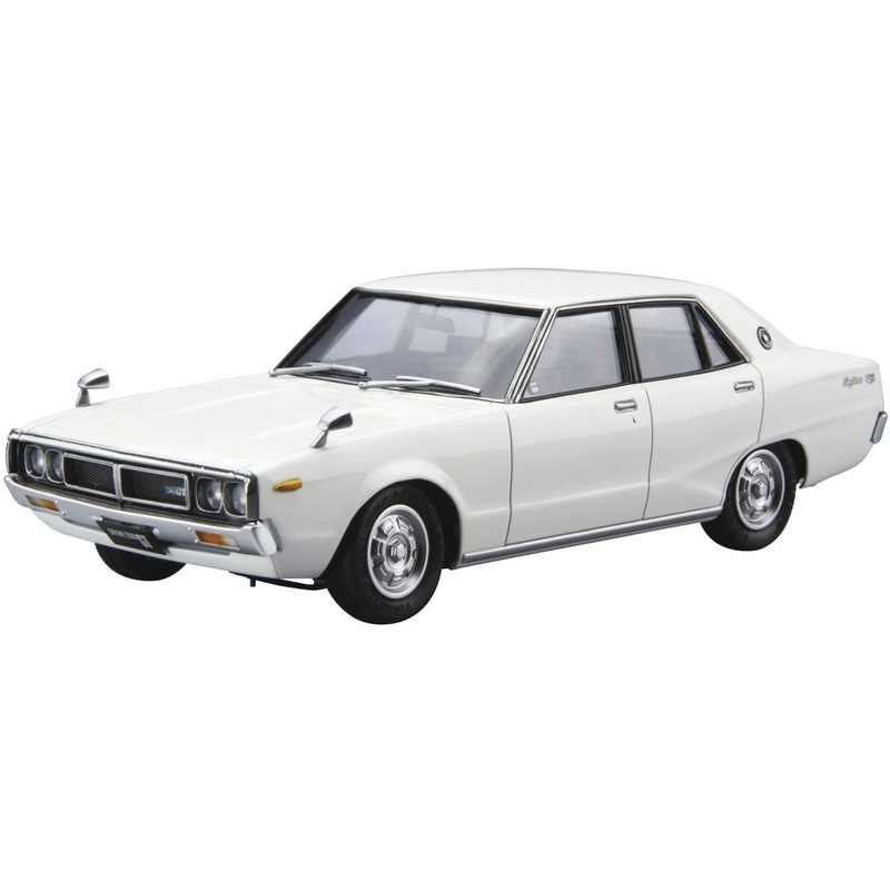 Aoshima Nissan GC110 Skyline 2000GT `72