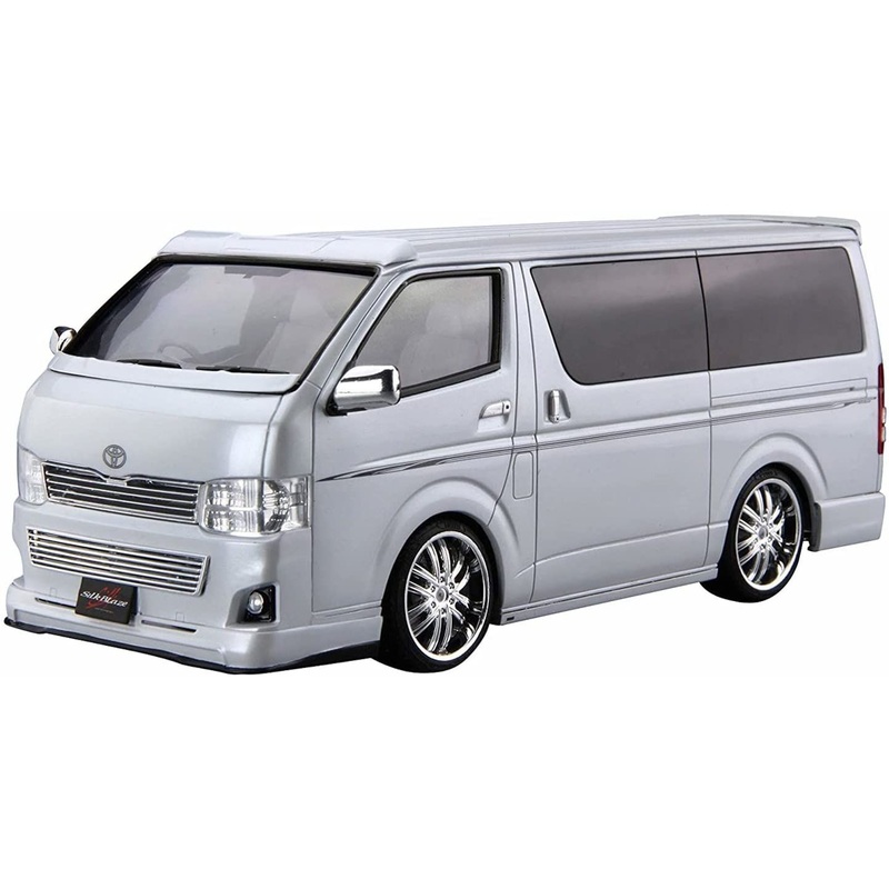 Aoshima Silk Blaze TRH200V Hiace VerIII `10 (Toyota)