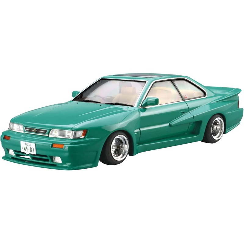 Aoshima Nissan F31 Leopard