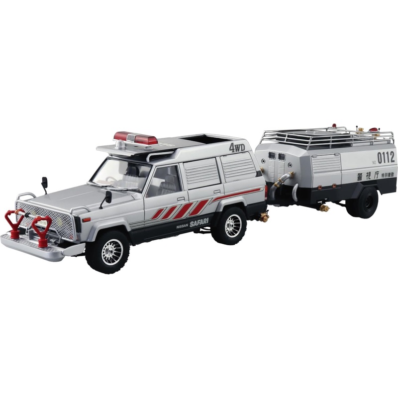 Aoshima 1/24 Seibu Police No.7 Safari 4WD & Tank Car