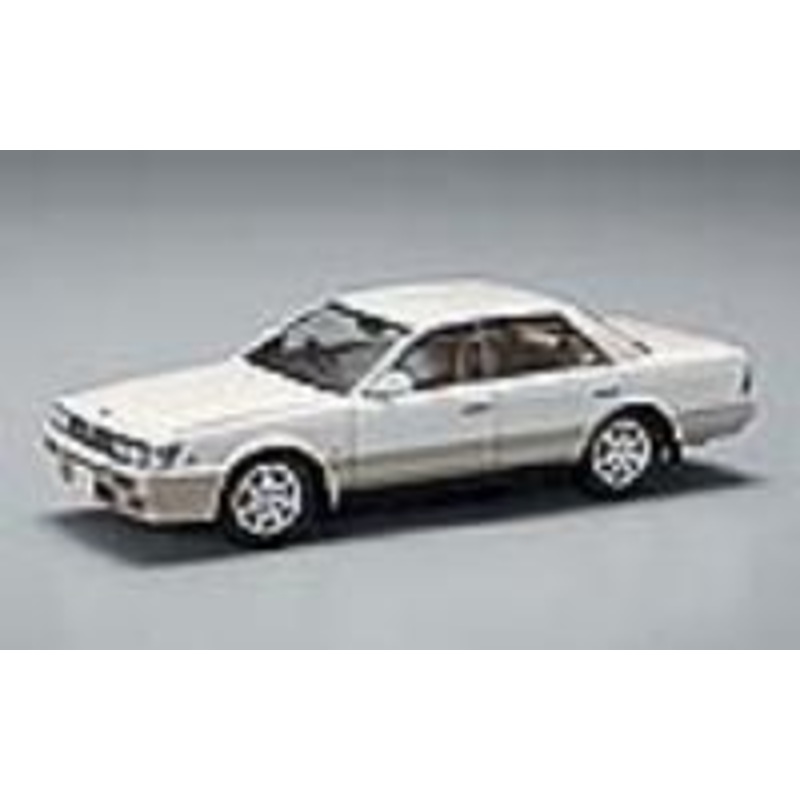 Aoshima C33 LAUREL MEDALIST CLUB-L '91(WITH ENGINE)