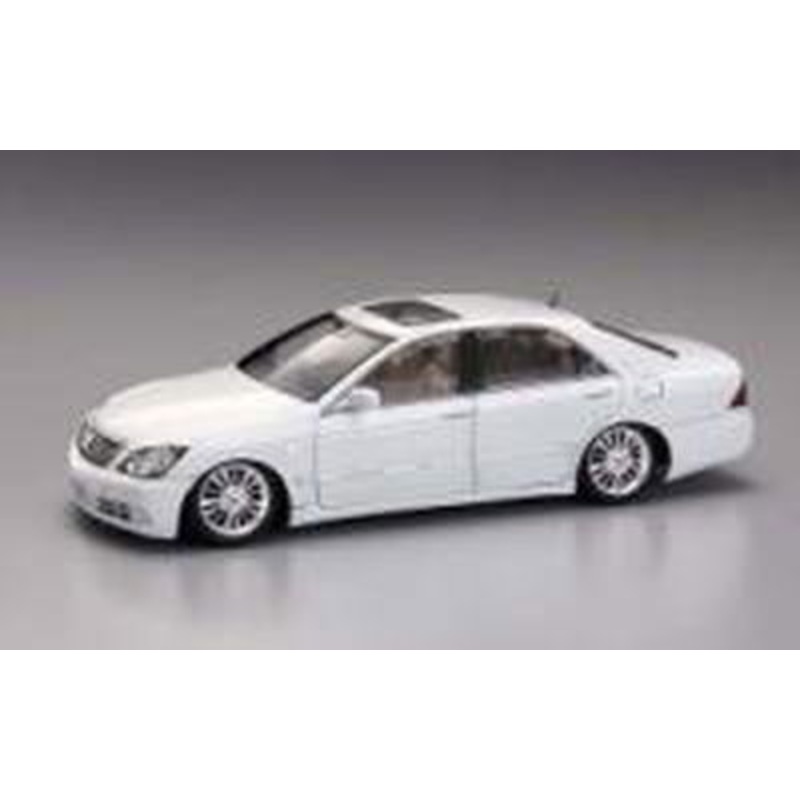Aoshima GRS182 CROWN ROYAL SALOON (LATE Ver./'05MODEL