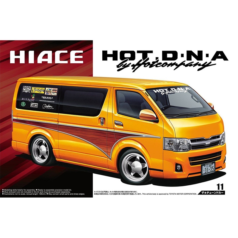 Aoshima Hot Company TRH200V Hiace '12 (Toyota)