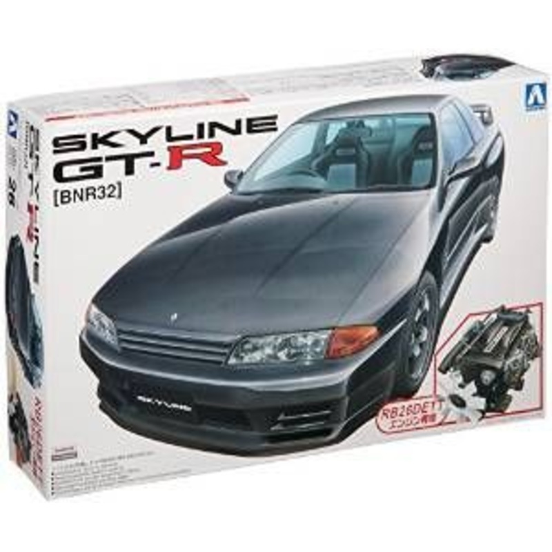 Aoshima R32 Skyline GT-R w/Engine 1/24