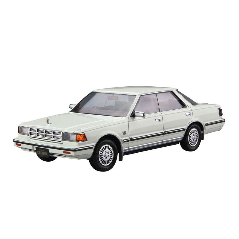 Aoshima 1/24 Nissan Y30 Cedric/Gloria 4HT V30E Brougham VIP `83
